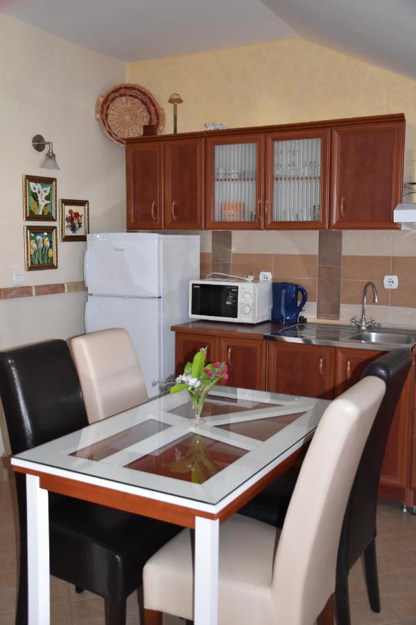 Apartments Scepanovic Tivat Buitenkant foto