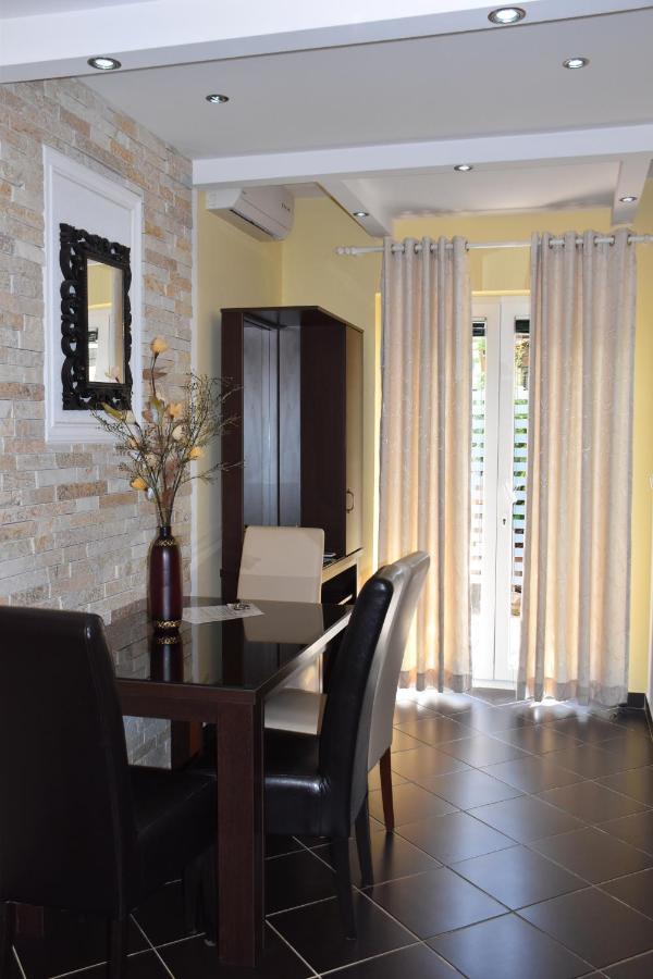 Apartments Scepanovic Tivat Buitenkant foto