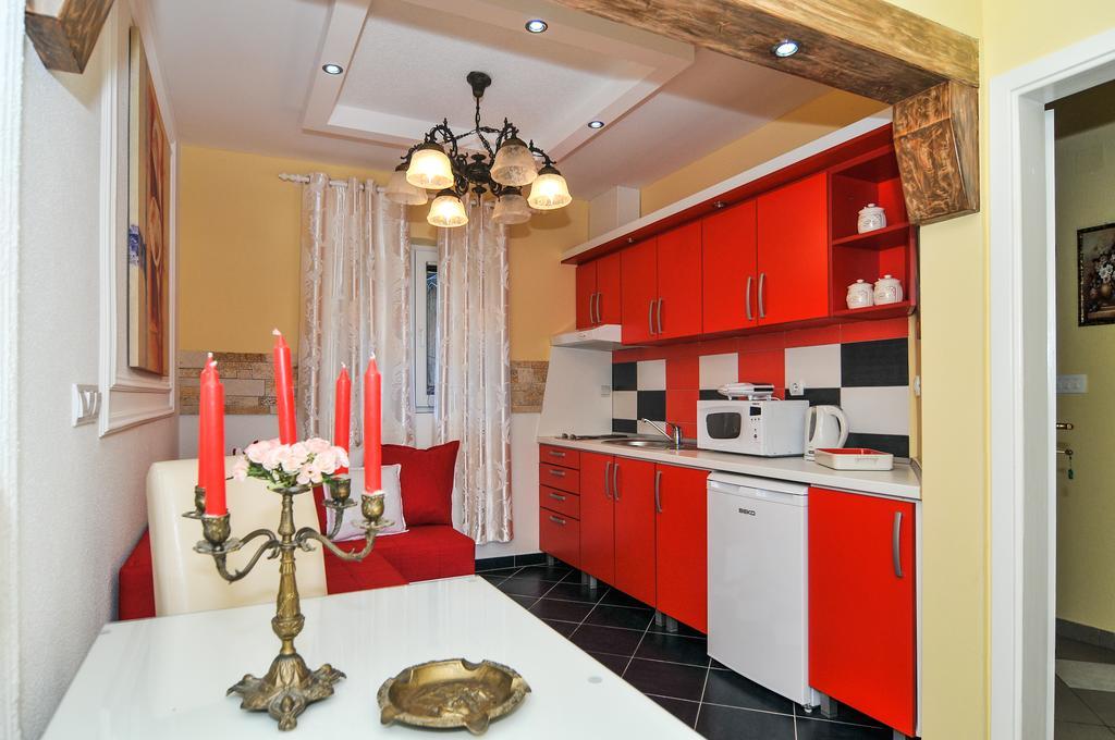 Apartments Scepanovic Tivat Buitenkant foto